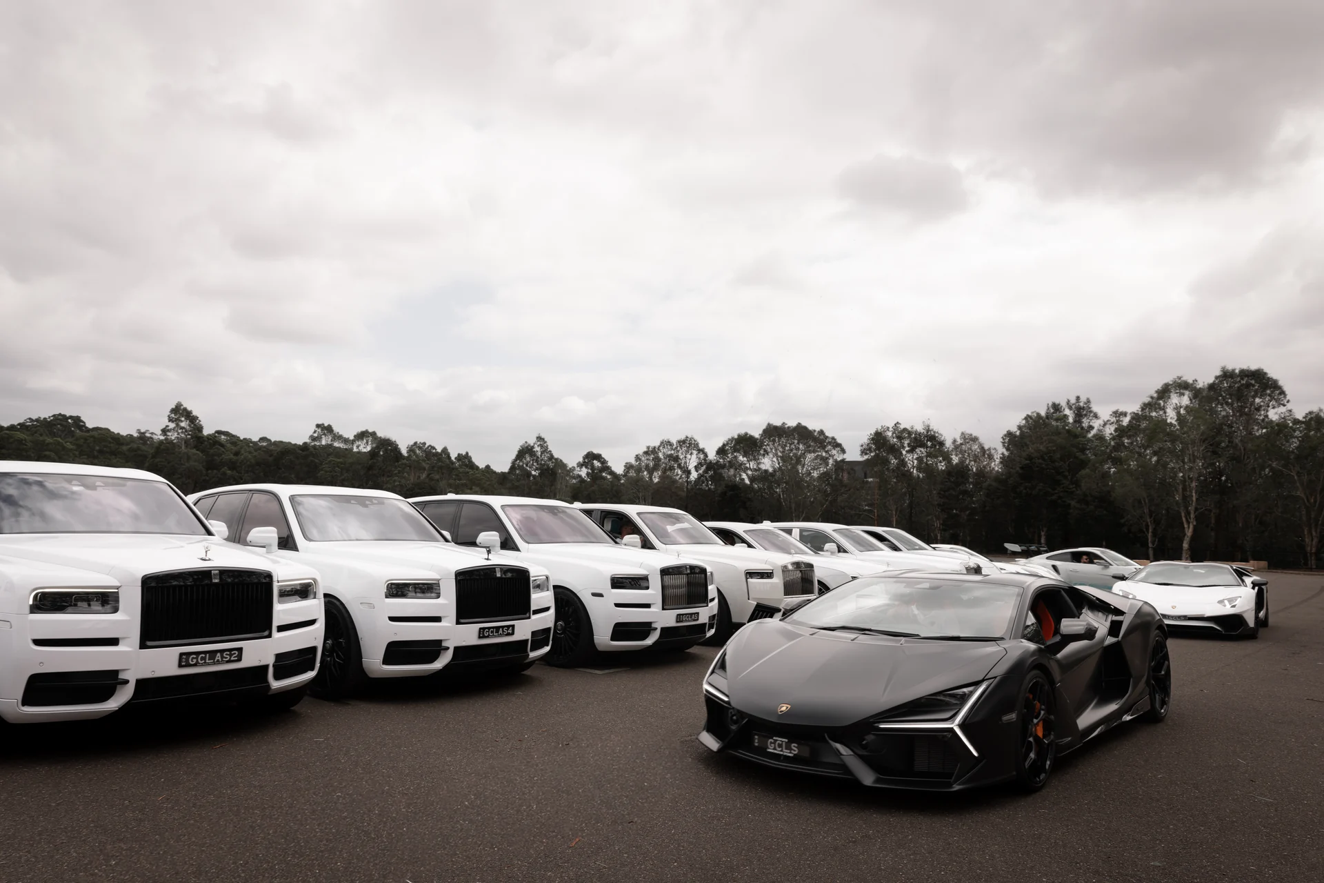 The fleet, with the Revuelto