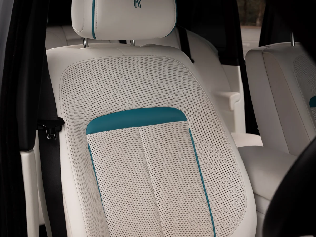 Cream & White interior — Rolls-Royce Cullinan