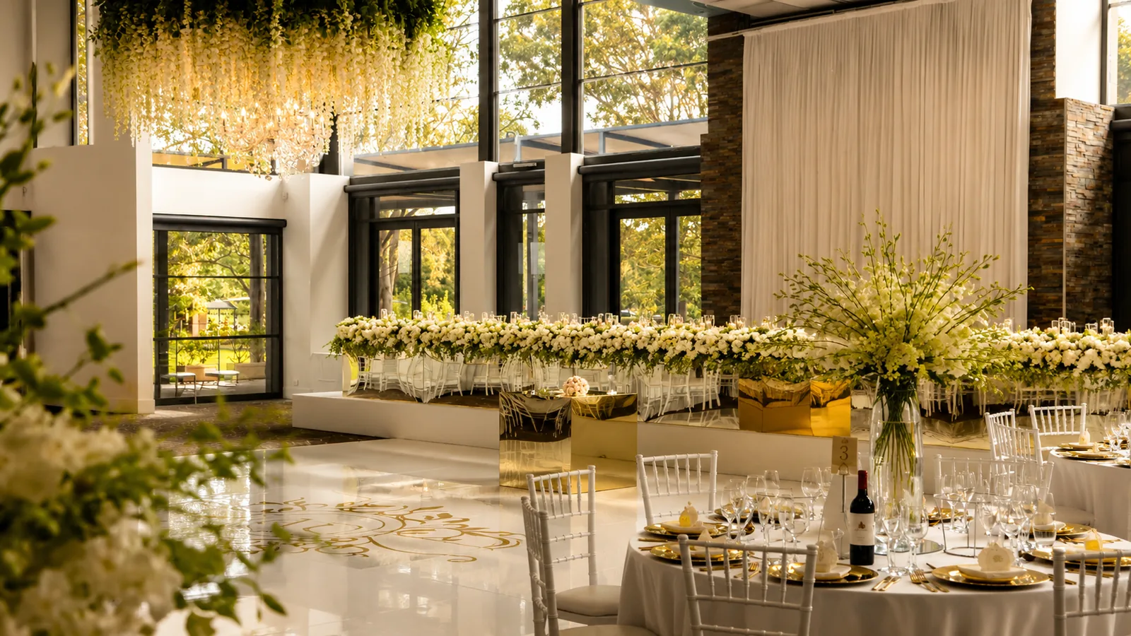 Le Montage — Lilyfield